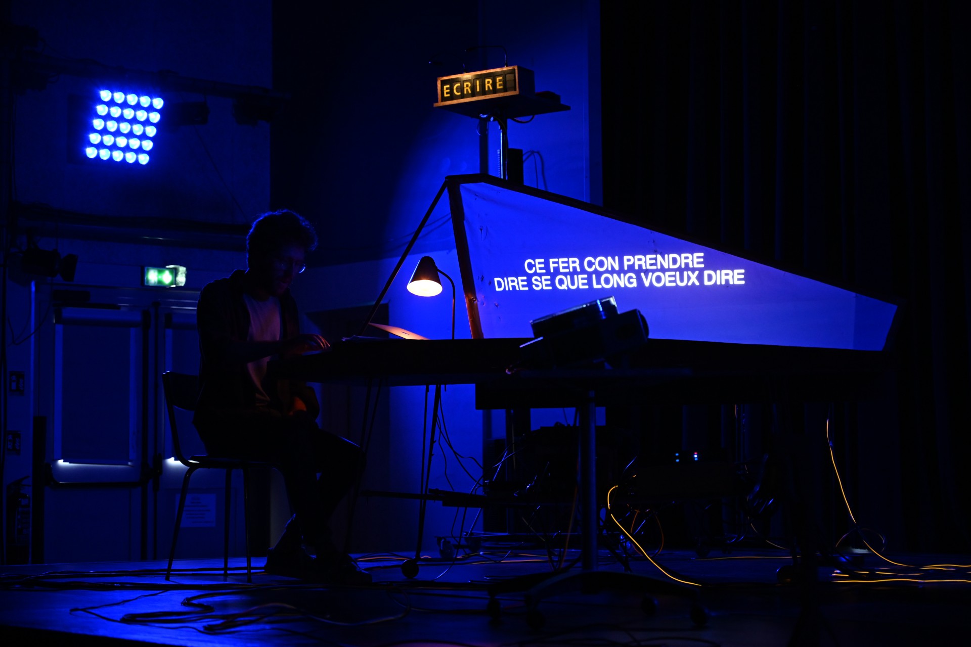 studio-theatre-de-vitry-champs-du-signe_tercom-bm-25-26-spectacle-ok-di-41.jpg